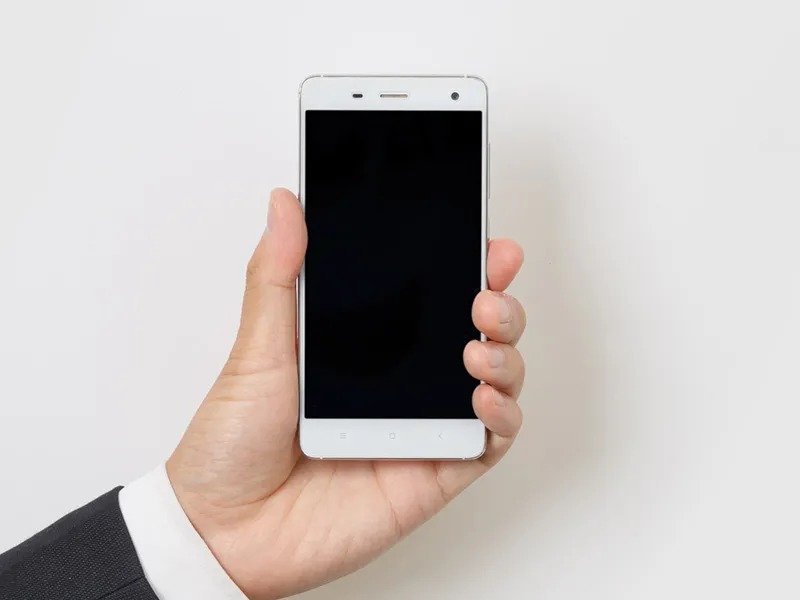 Smartphone Screen Bonding
